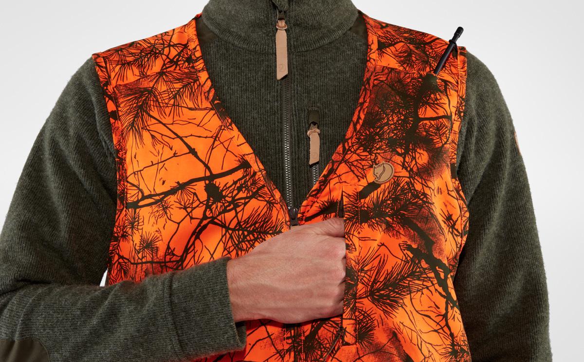 Fjäll Räven Signalweste Värmland  Orange Camo