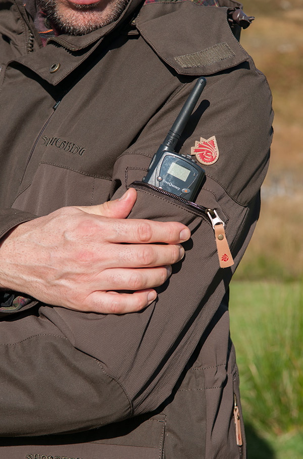 Shooterking Jacke Highland, praktische Ärmeltasche