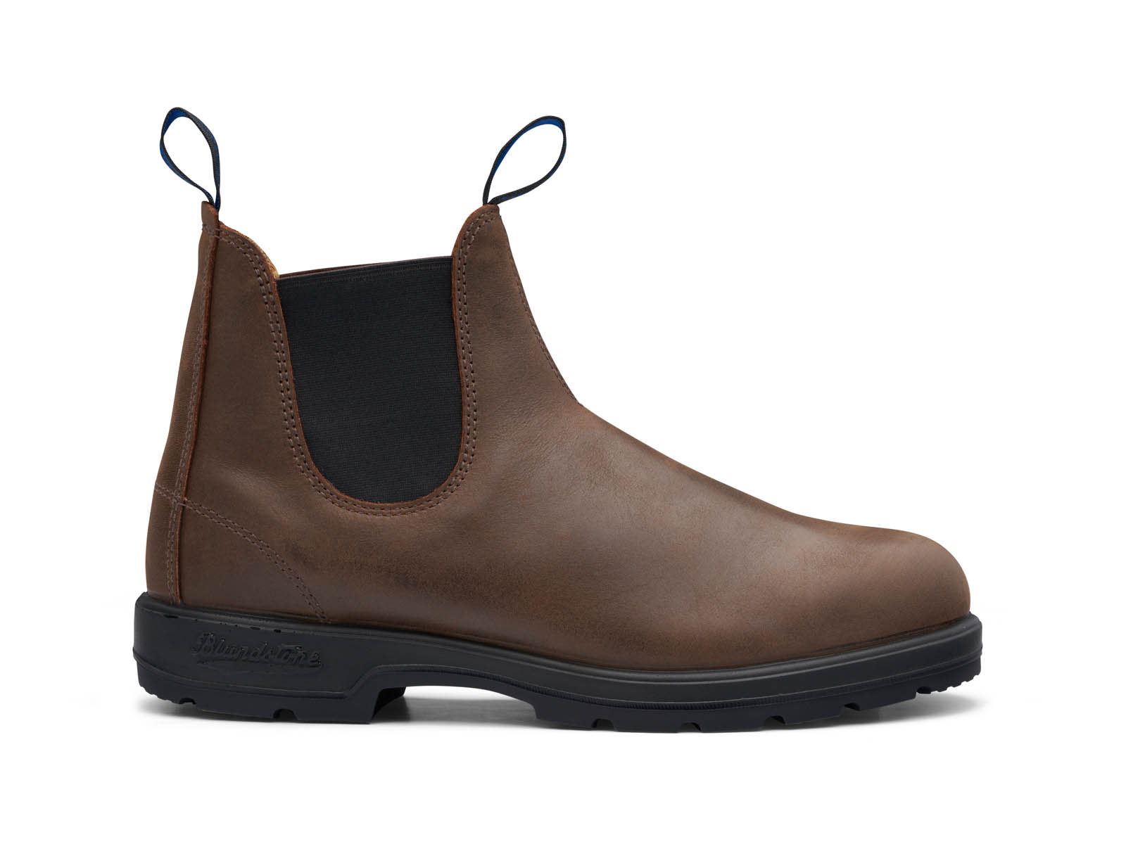 Stiefeletten der Extraklasse – Die Blundstone Chelsea Boots 1477 aus robustem und stark wasserabweisenden Premium-Rindsleder.