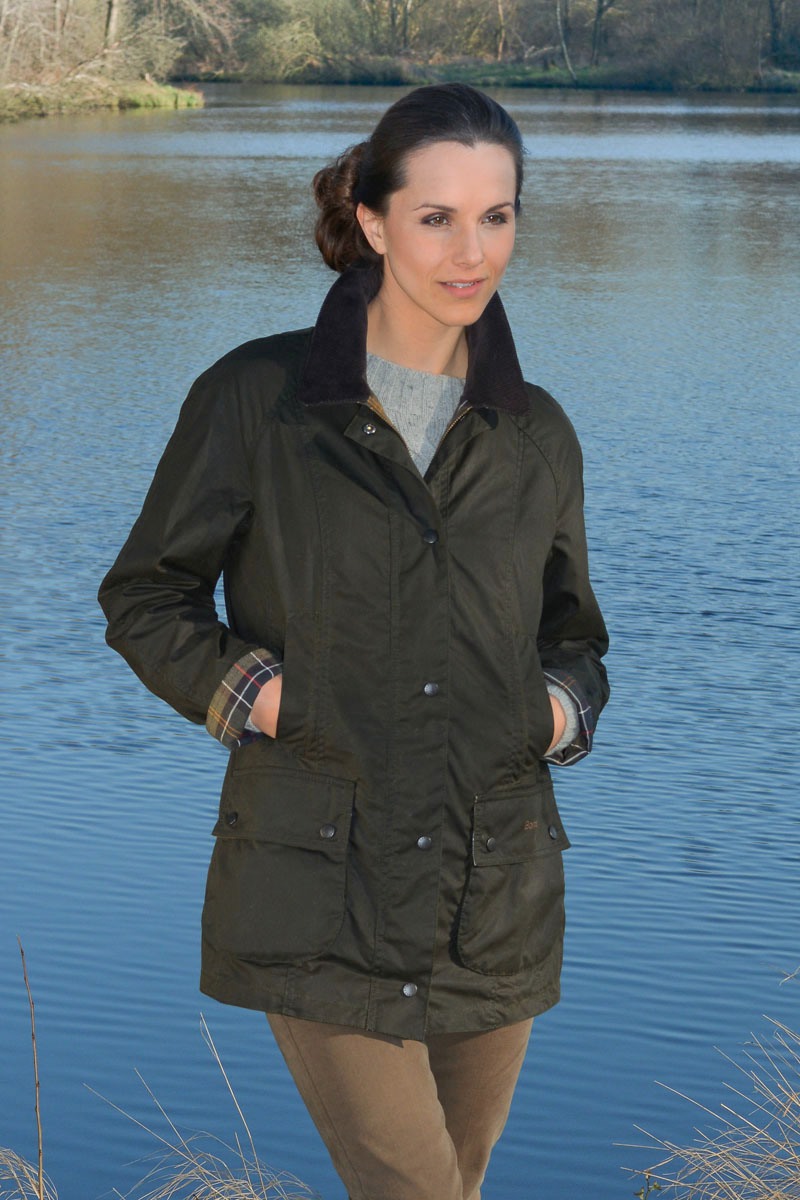 Barbour Damen Jacke Beadnell - wind- und wasserabweisende Outdoorjacke in unverwechsekbarer Optik